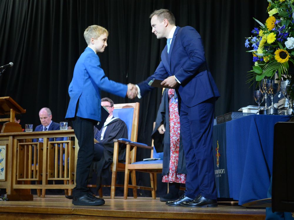 Prize Giving - Image